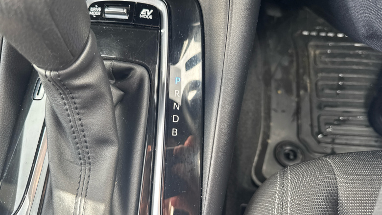 Toyota Corolla Petrol 1.8 VVT-i Hybrid Commercial Auto